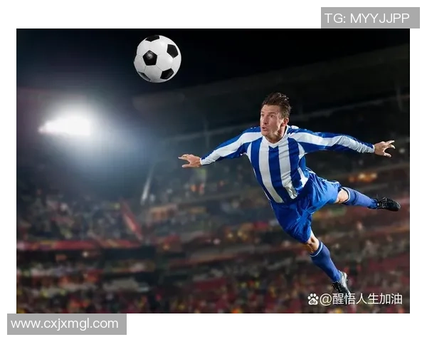 43岁足球明星的传奇人生与不屈精神展现了运动员的无限可能