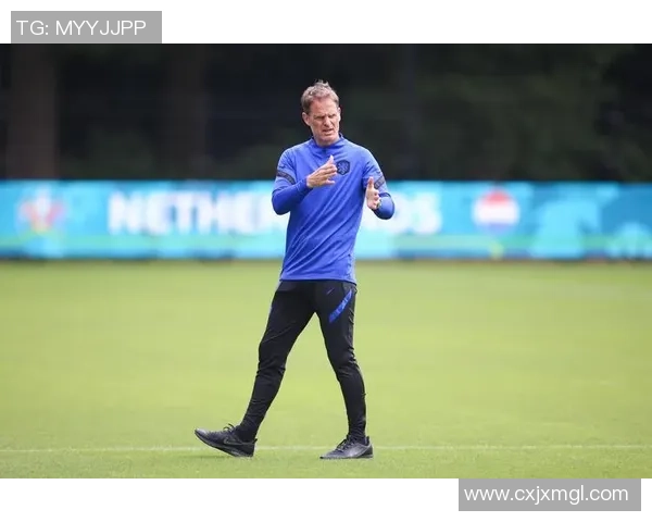 荷兰足球界的秃顶明星球员盘点与成就分析